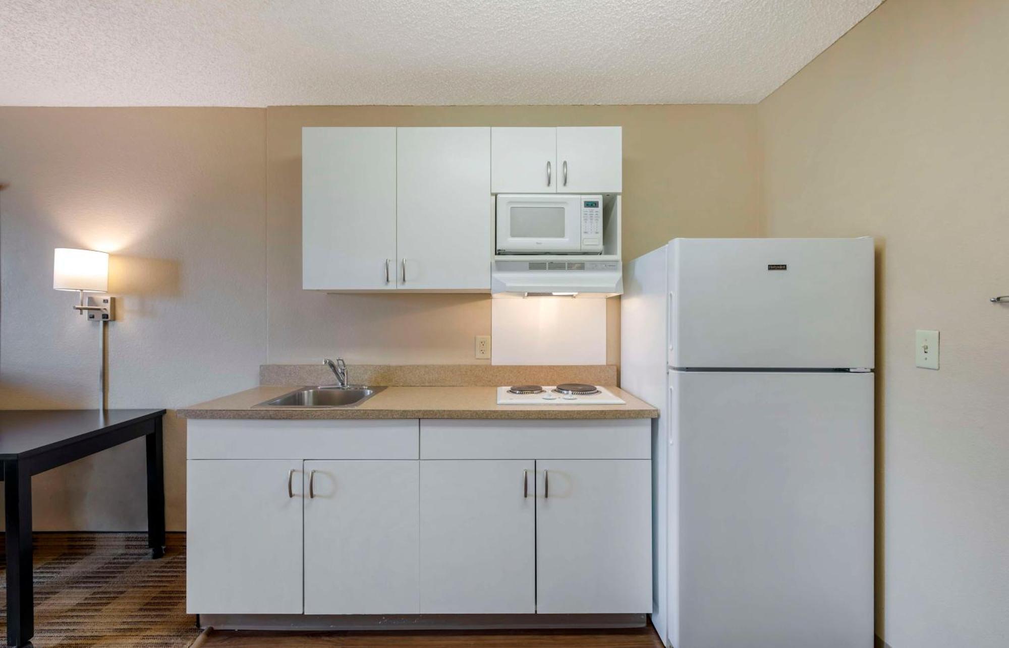 Extended Stay America Suites - Orange County - Katella Ave Exterior foto